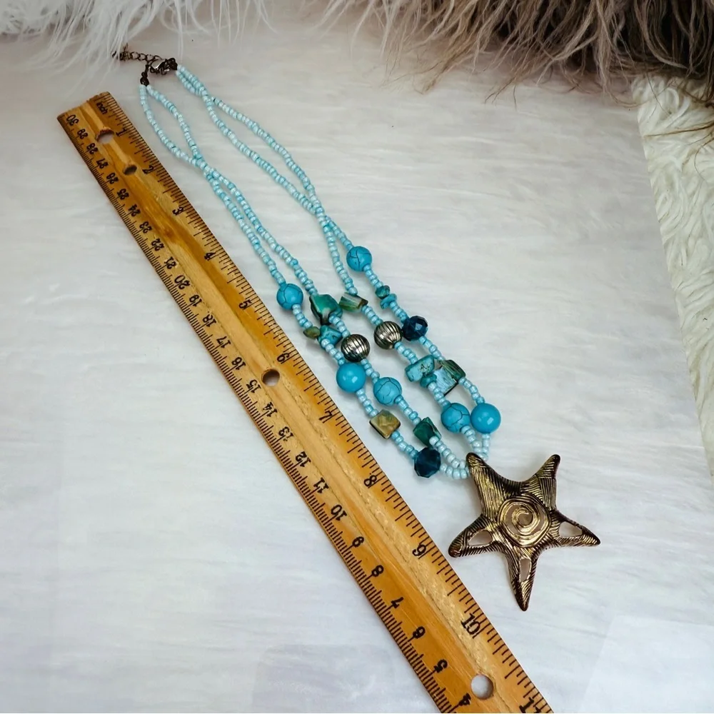 Vintage faux Turquoise and Aged Silvertone Starfish Pendant Necklace